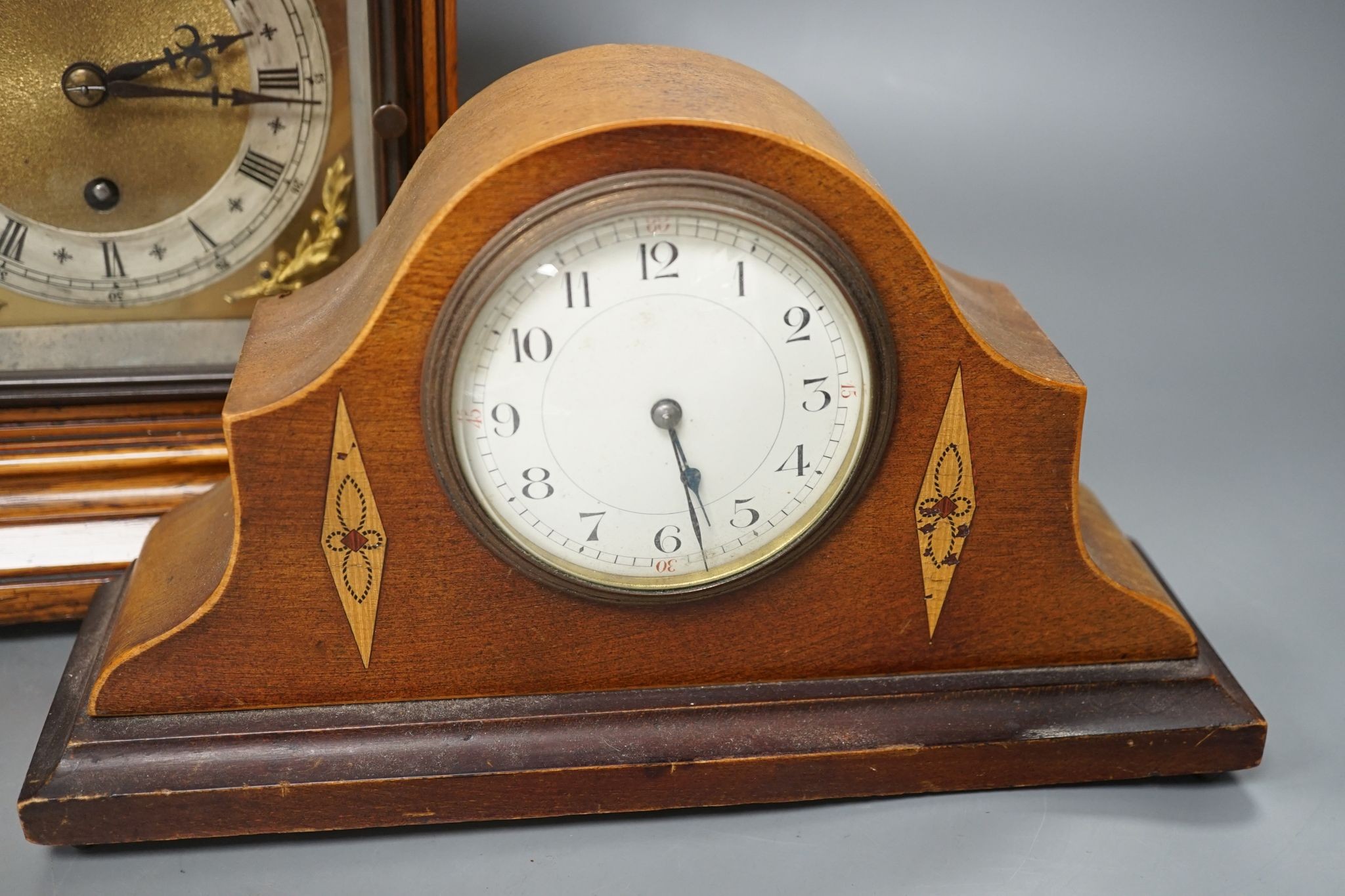 A late Victorian mantel clock and an Edwardian clock 31cm